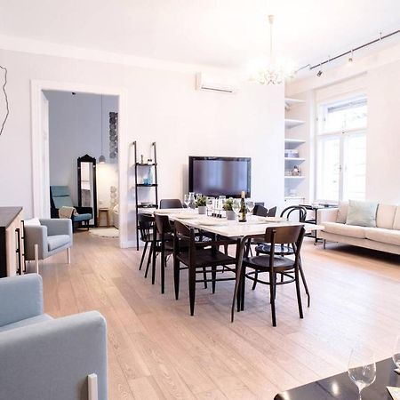 Stunning New Central Home Near Basilica Budapesta Exterior foto