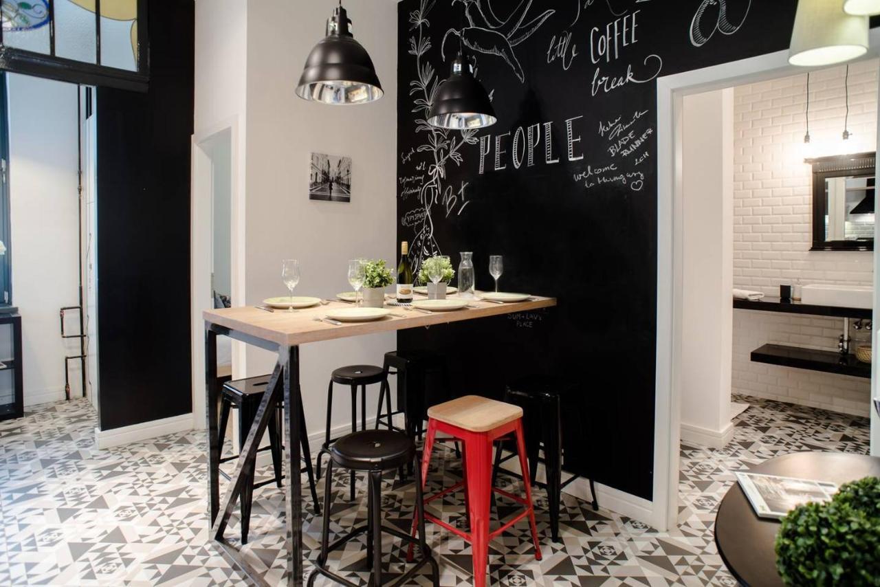 Stunning New Central Home Near Basilica Budapesta Exterior foto