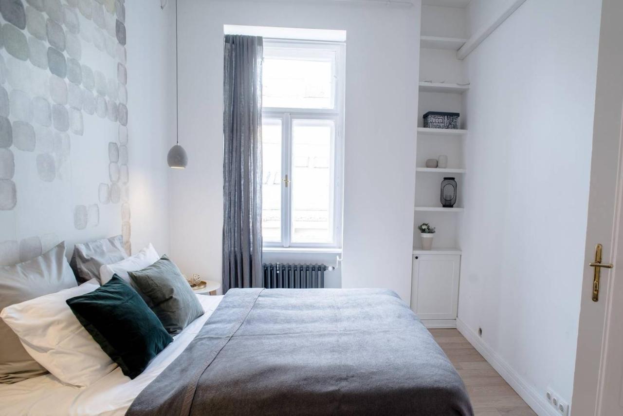 Stunning New Central Home Near Basilica Budapesta Exterior foto