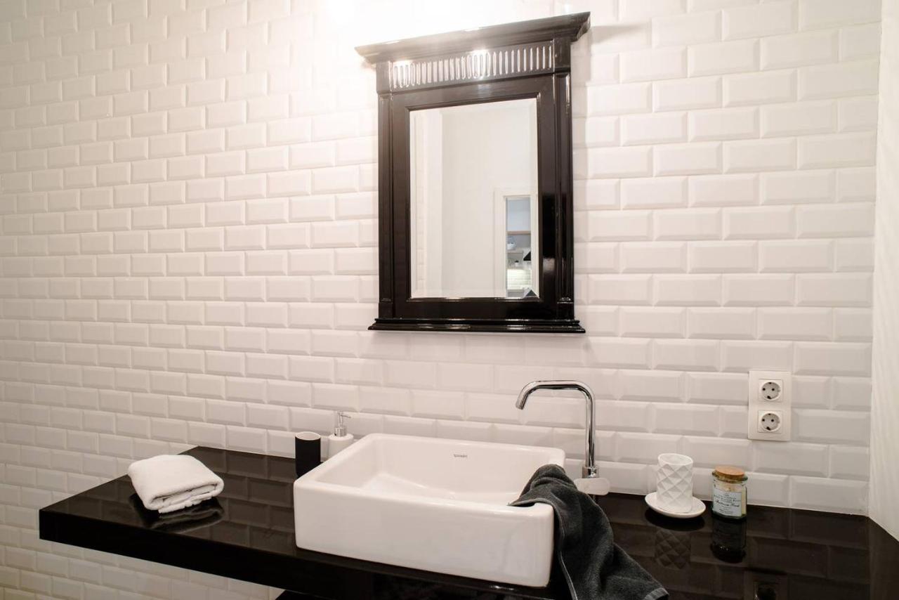 Stunning New Central Home Near Basilica Budapesta Exterior foto